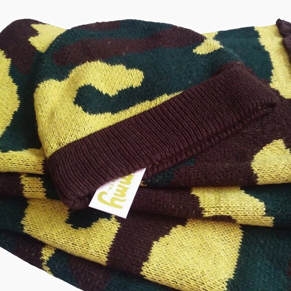 Yummy Sweater Co. Camouflage Scarf and Beanie Set NWT - Picture 4 of 14